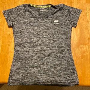 Short sleeve work out too